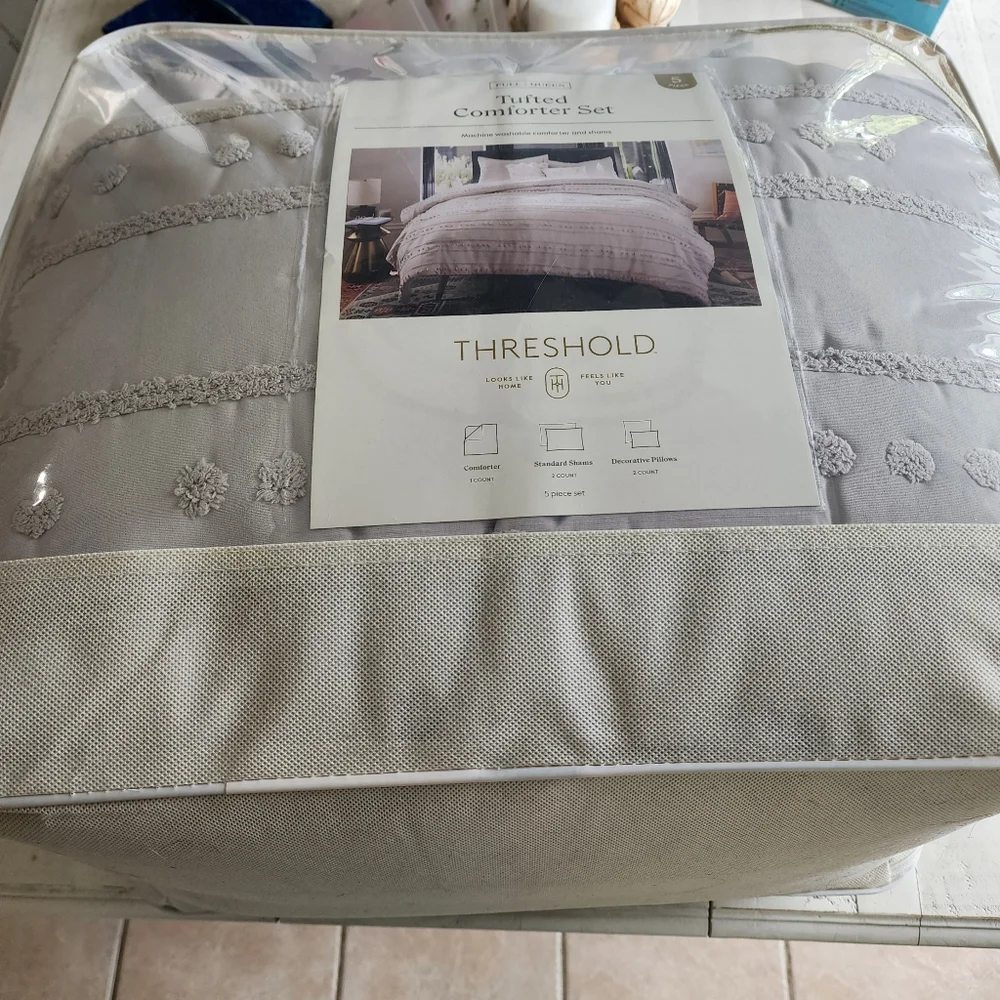 Threshold 5pc Full/Queen Clipped Stripe Dot Comforter Bedding Set Gray New!